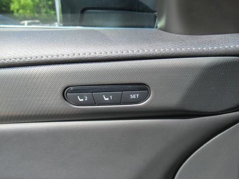 Used 2023 INFINITI QX60 Luxe FWD image 21
