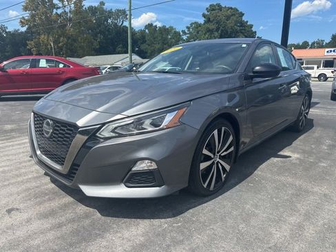 Used 2020 Nissan Altima 2.5 SR image 3
