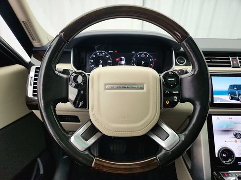 Used 2018 Land Rover Range Rover HSE AWD/4WD image 15