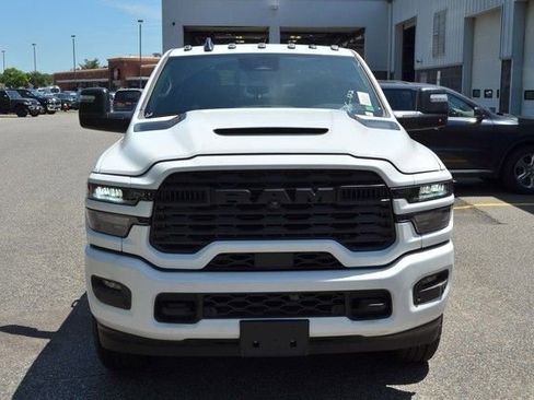 New 2026 RAM 2500 Tradesman AWD/4WD image 3