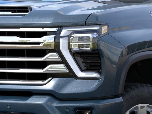 New 2026 Chevrolet Silverado 2500 High Country w/ High Country Premium Package AWD/4WD image 10