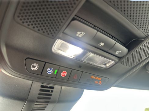 New 2026 Chevrolet Traverse Z71 w/ Enhanced Driving Package image 18