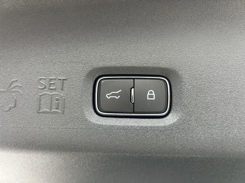 New 2025 Ford Expedition Max Active image 9