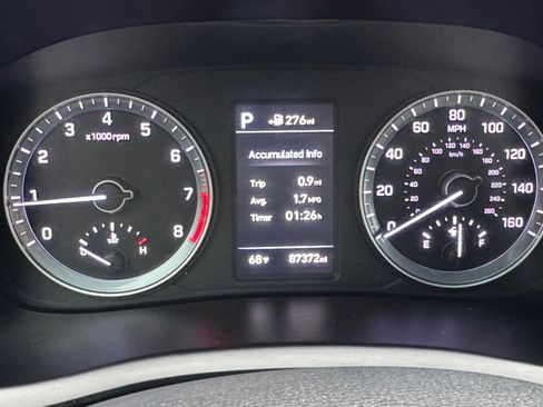 Used 2018 Hyundai Sonata Limited image 18