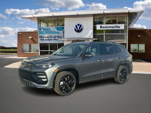 New 2026 Volkswagen Tiguan SE R-Line AWD/4WD image 1