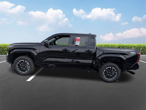 New 2026 Toyota Tacoma TRD Sport image 7