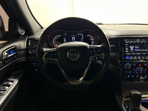 Used 2021 Jeep Grand Cherokee High Altitude AWD/4WD image 15