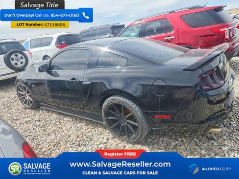 Used 2013 Ford Mustang GT Premium w/ Brembo Brake Pkg RWD image 3