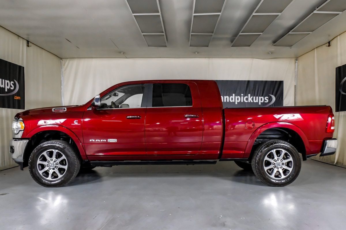 Used 2022 RAM 3500 Limited AWD/4WD image 11