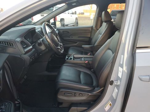 Used 2024 Honda Odyssey Sport image 13