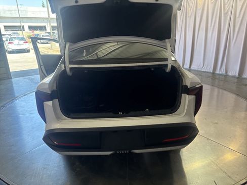 Used 2025 Kia K4 FWD image 12
