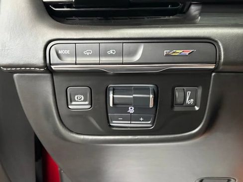 Certified 2024 Cadillac Escalade V AWD/4WD image 30
