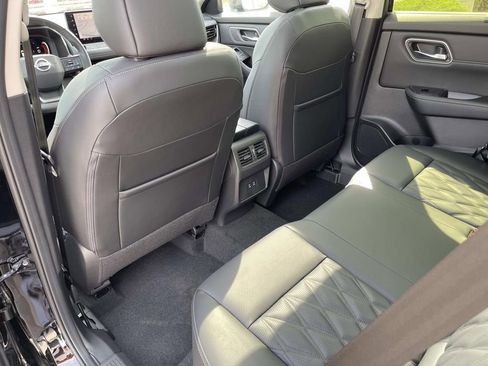 New 2026 Nissan Rogue Platinum AWD/4WD image 19