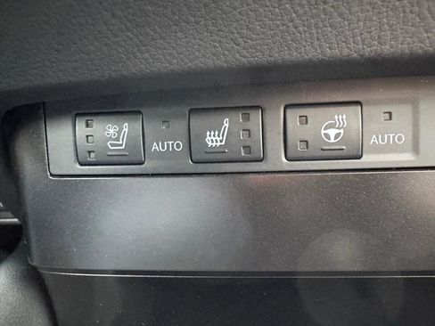 Used 2023 Lexus ES 350 w/ Premium Package image 18