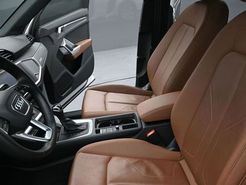 Used 2022 Audi Q3 2.0T Premium Plus w/ Premium Plus Package image 15