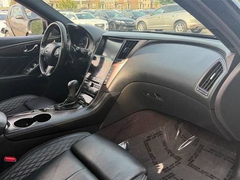 Used 2017 INFINITI Q50 Sport AWD/4WD image 14