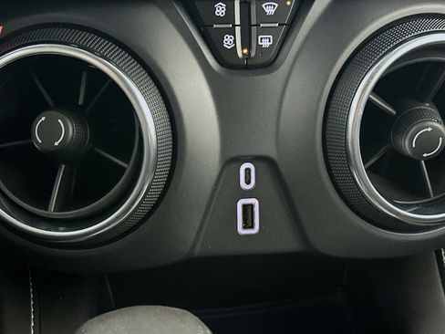 Used 2023 Chevrolet Blazer LT image 25