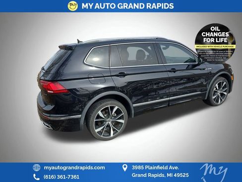 Used 2022 Volkswagen Tiguan SEL R-Line image 7