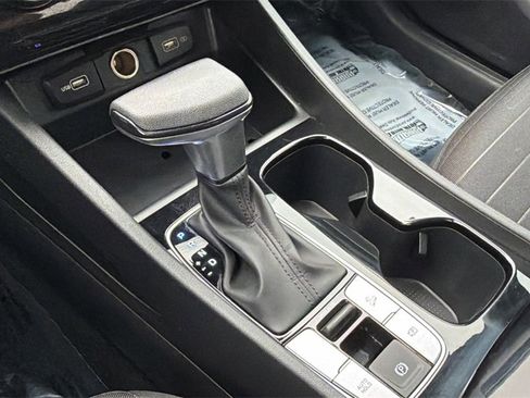 Used 2024 Hyundai Santa Cruz SE image 37