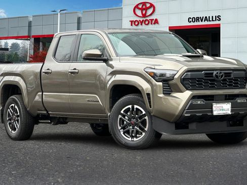 New 2025 Toyota Tacoma TRD Sport image 2
