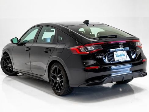 Used 2025 Honda Civic Sport image 27