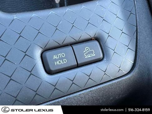 Used 2025 Jeep Wagoneer S Limited image 32