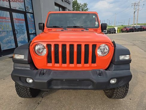 Used 2018 Jeep Wrangler Unlimited Sport S AWD/4WD image 15