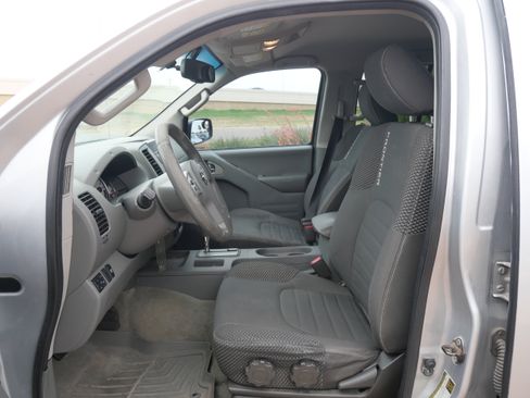 Used 2016 Nissan Frontier Desert Runner image 10