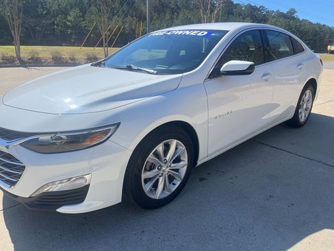 Certified 2025 Chevrolet Malibu LT image 9