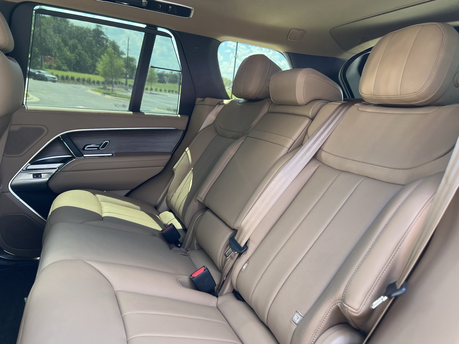 New 2026 Land Rover Range Rover SE AWD/4WD image 5