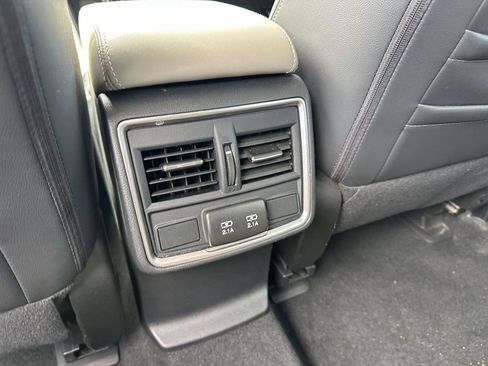 Certified 2023 Subaru Forester Limited AWD/4WD image 9