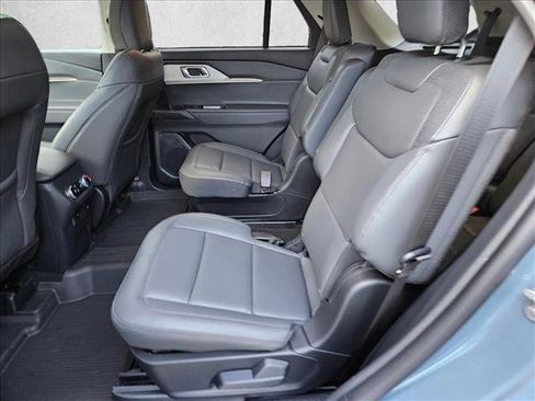 New 2026 Ford Explorer Active w/ Active Comfort Package image 12