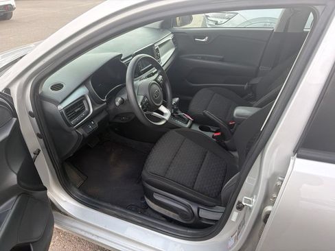 Used 2020 Kia Rio S FWD image 7