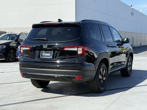 Used 2022 Honda Pilot TrailSport image 12