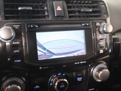 Used 2018 Toyota 4Runner TRD Off-Road Premium image 6