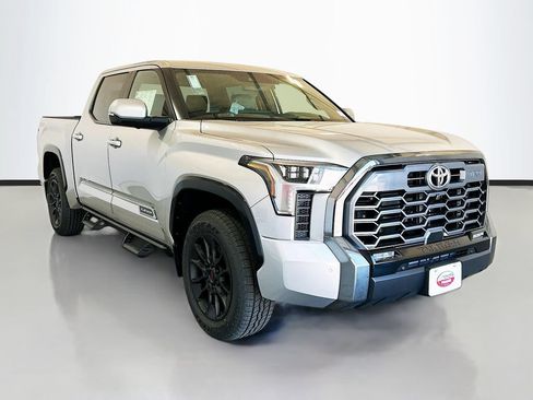 New 2026 Toyota Tundra Platinum AWD/4WD image 3