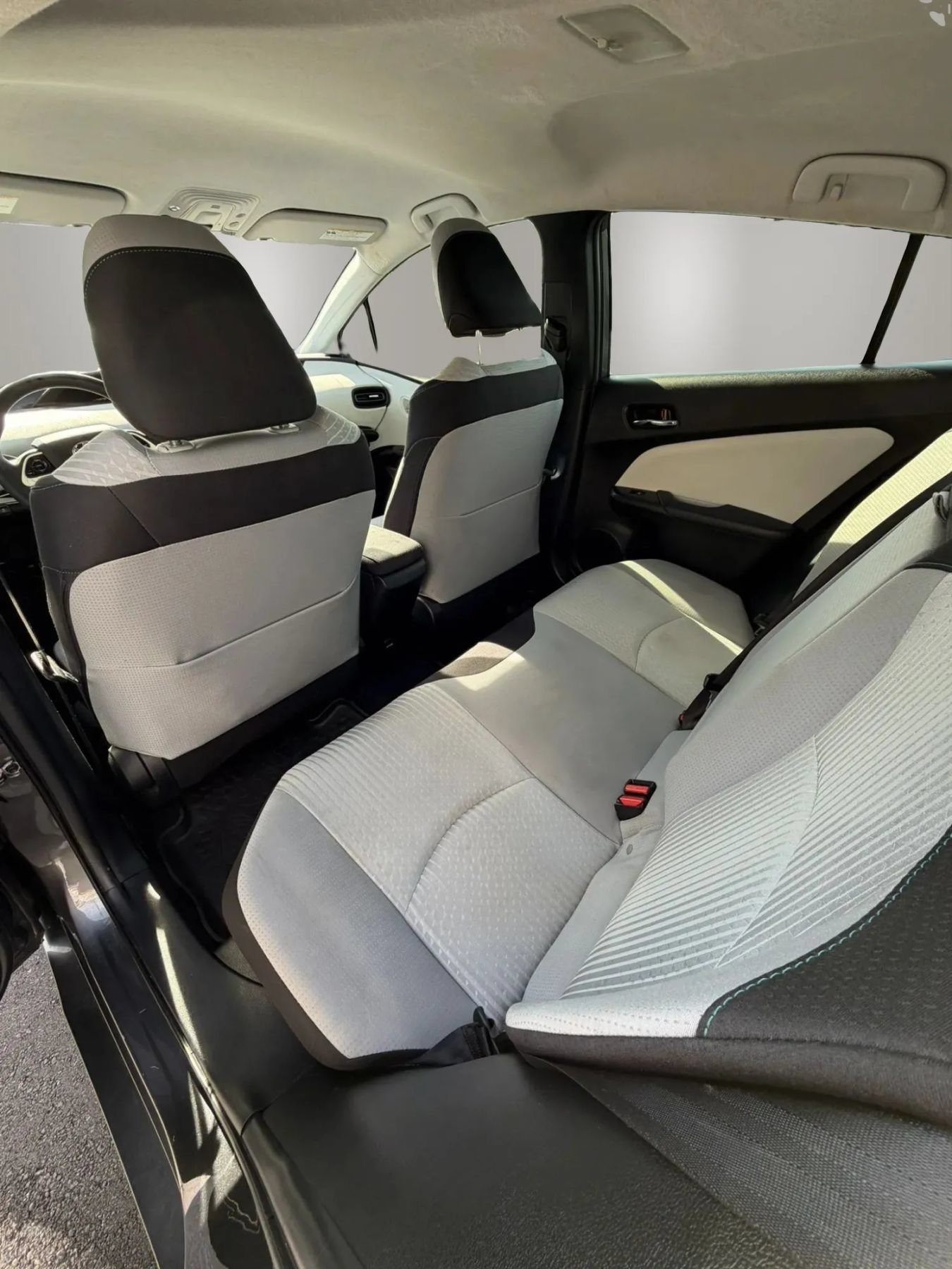 Used 2017 Toyota Prius Two FWD image 14