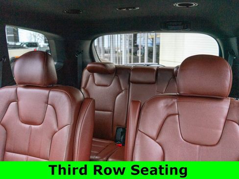 Used 2023 Kia Telluride EX w/ EX Captain's Chair Package image 13