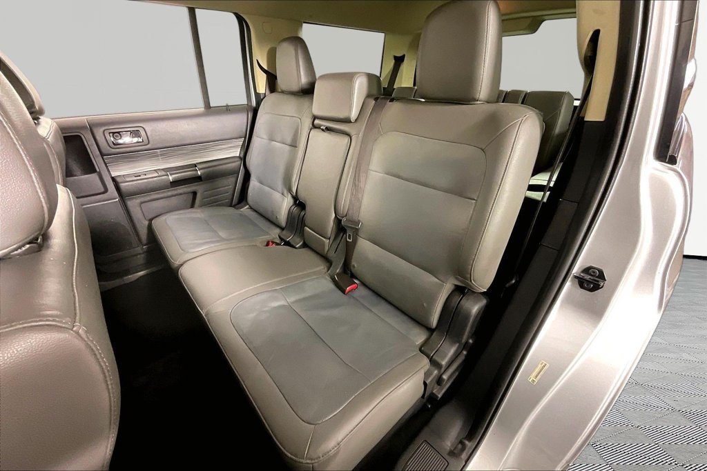 Used 2019 Ford Flex SEL w/ Equipment Group 202A FWD image 18