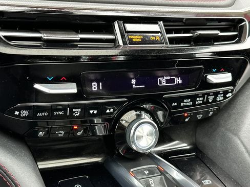 Used 2022 Acura MDX A-Spec image 25