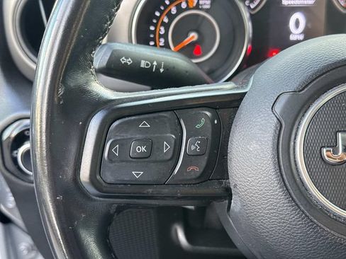 Used 2019 Jeep Wrangler Sport AWD/4WD image 28