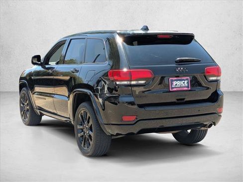 Used 2021 Jeep Grand Cherokee Laredo X AWD/4WD image 8