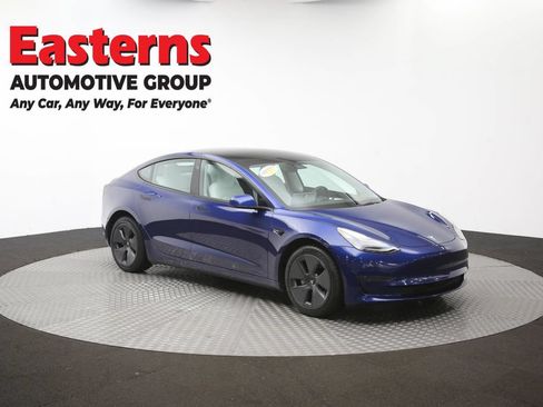 Used 2023 Tesla Model 3 Standard Range RWD image 42