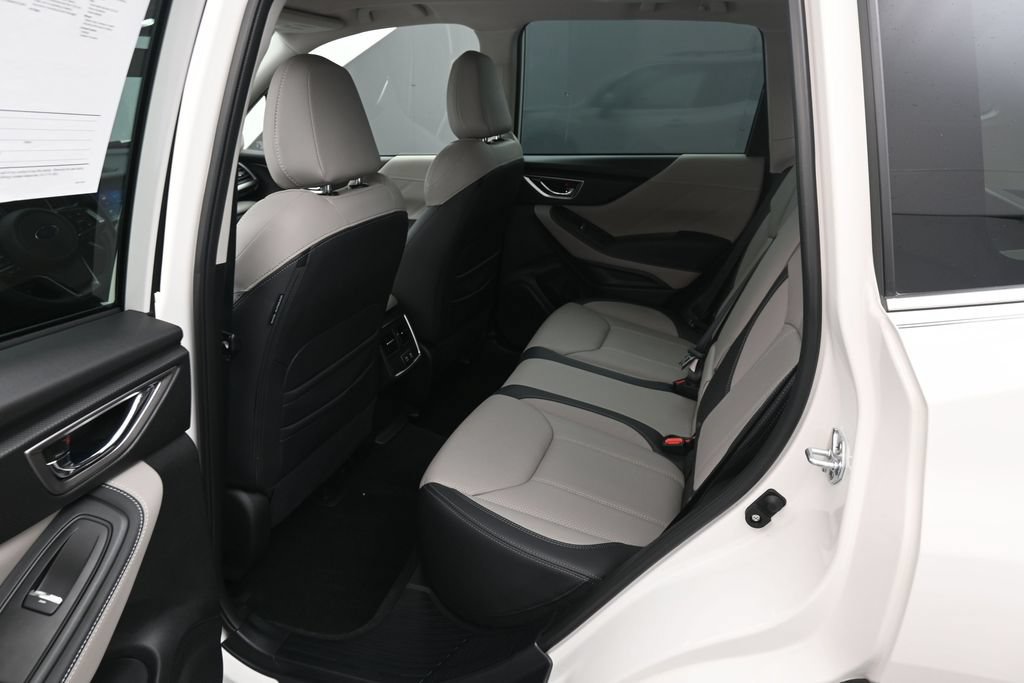 Used 2024 Subaru Forester Limited AWD/4WD image 19