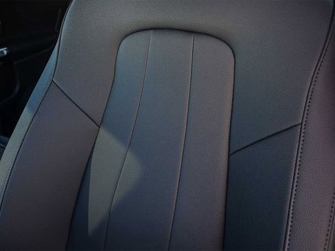 New 2025 Mercedes-Benz EQB 300 4MATIC image 27