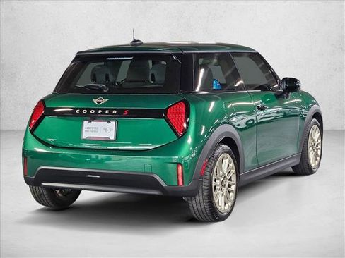 Certified 2025 MINI Cooper S image 5