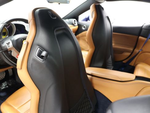 Used 2017 Ferrari California T image 65