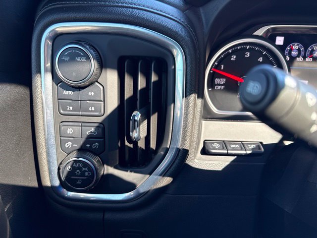 Used 2020 Chevrolet Silverado 1500 High Country w/ Technology Package AWD/4WD image 19