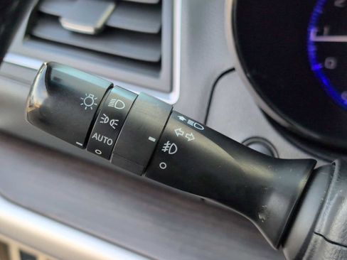 Used 2016 Subaru Legacy 2.5i Limited w/ Popular Package #4 image 27