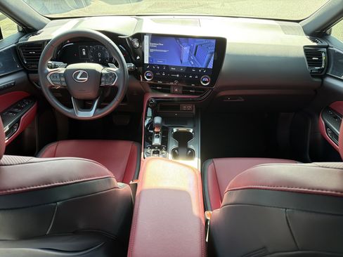 Used 2022 Lexus NX 350 AWD image 4